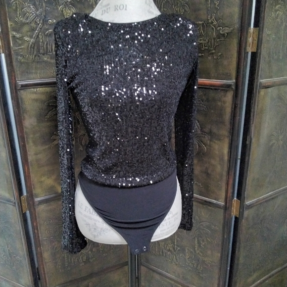 Express bodysuit - Picture 3 of 5